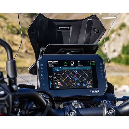 7in TFT with Garmin navigation